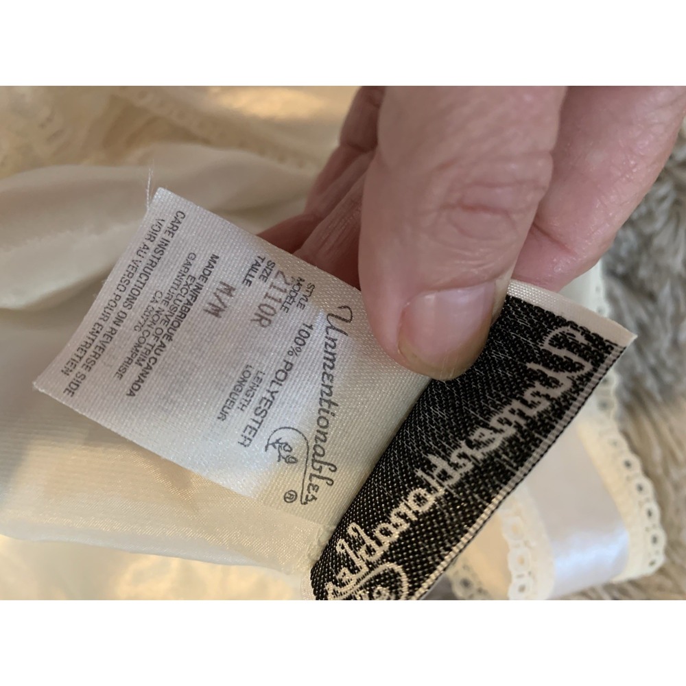 Vintage Unmentionable Off White With Lace Camisole Sz M - Picture 10 of 10